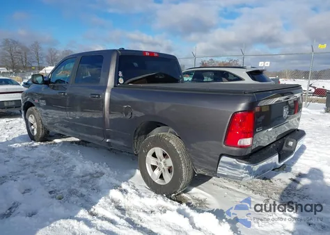 2021 Ram 1500 Classic Slt 4X4 6'4 Box z USA, uszkodzony, nr VIN 1C6RR7TT1MS521743